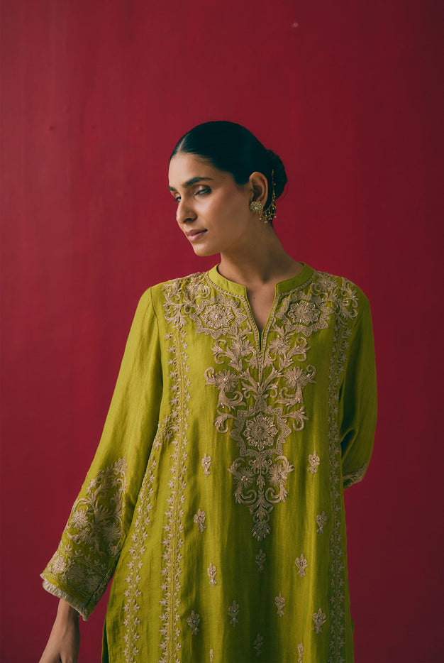 Fern Tissue Maheshwari Kurta Set with Dabka & Sitara Embroidery