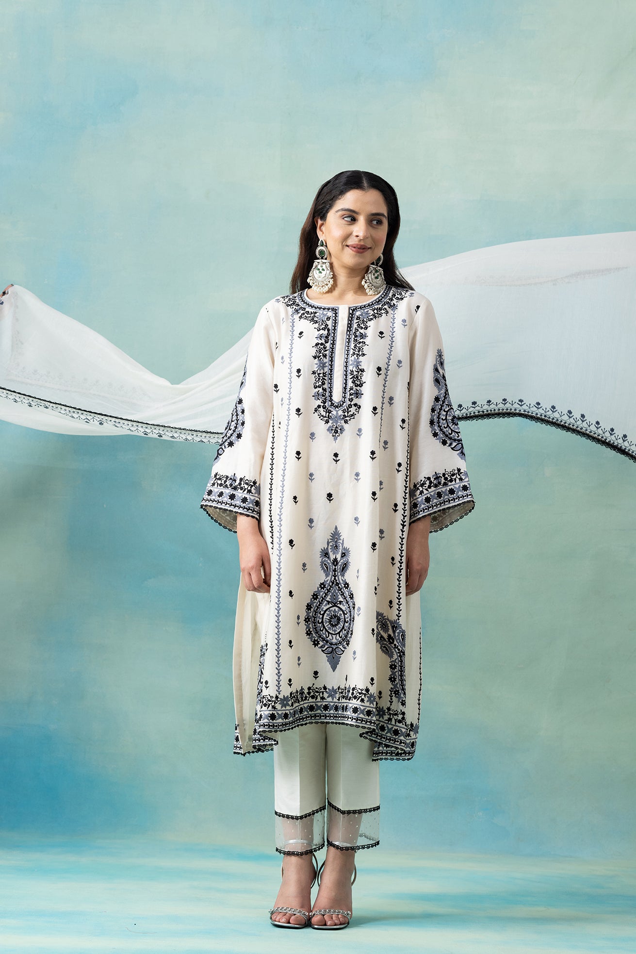 White Maheshwari Kurta Set with Navy Embroidery