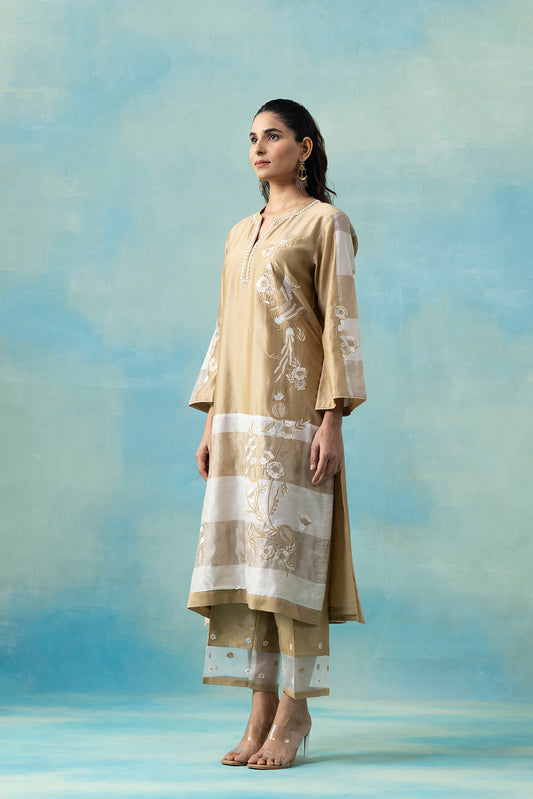 Warm Beige Maheshwari Kurta Set with Thread Embroidery