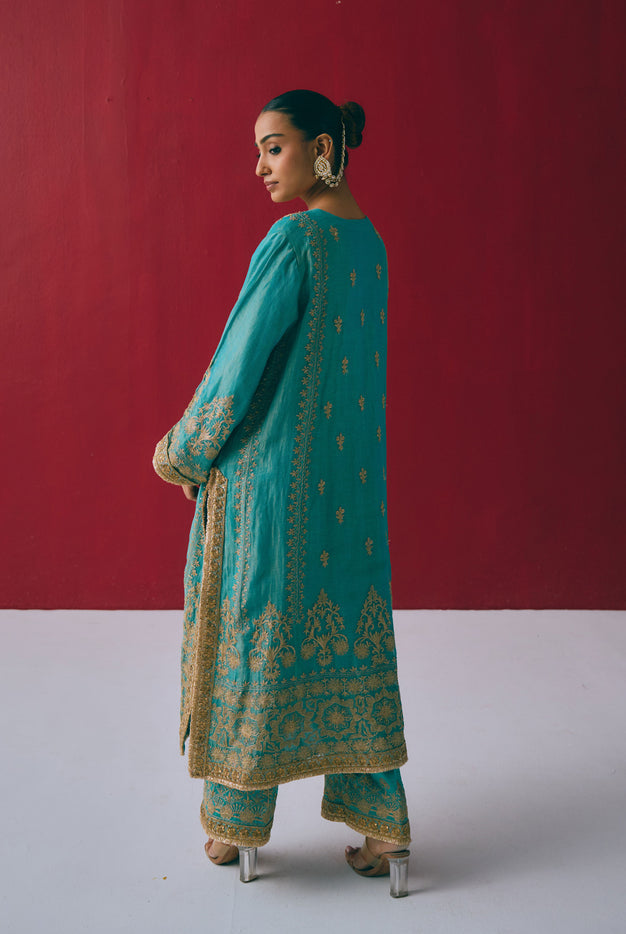 Lagoon Tissue Maheshwari Kurta Set with Dabka & Sitara Embroidery