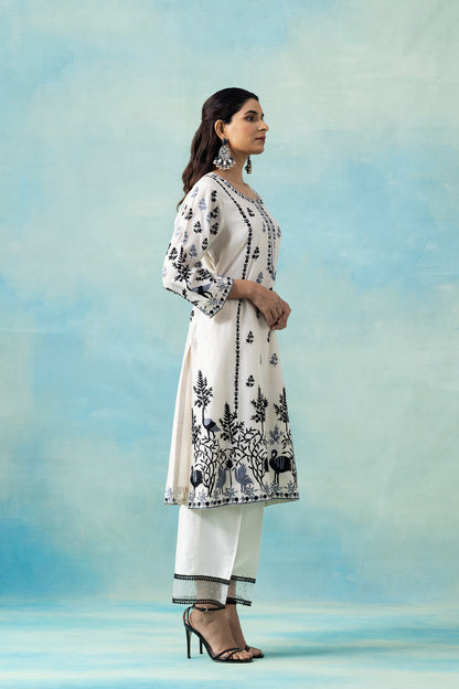 White Maheshwari Kurta Set with Midnight Blue Botanical Embroidery