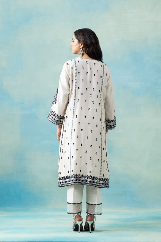 White Maheshwari Kurta Set with Navy Embroidery