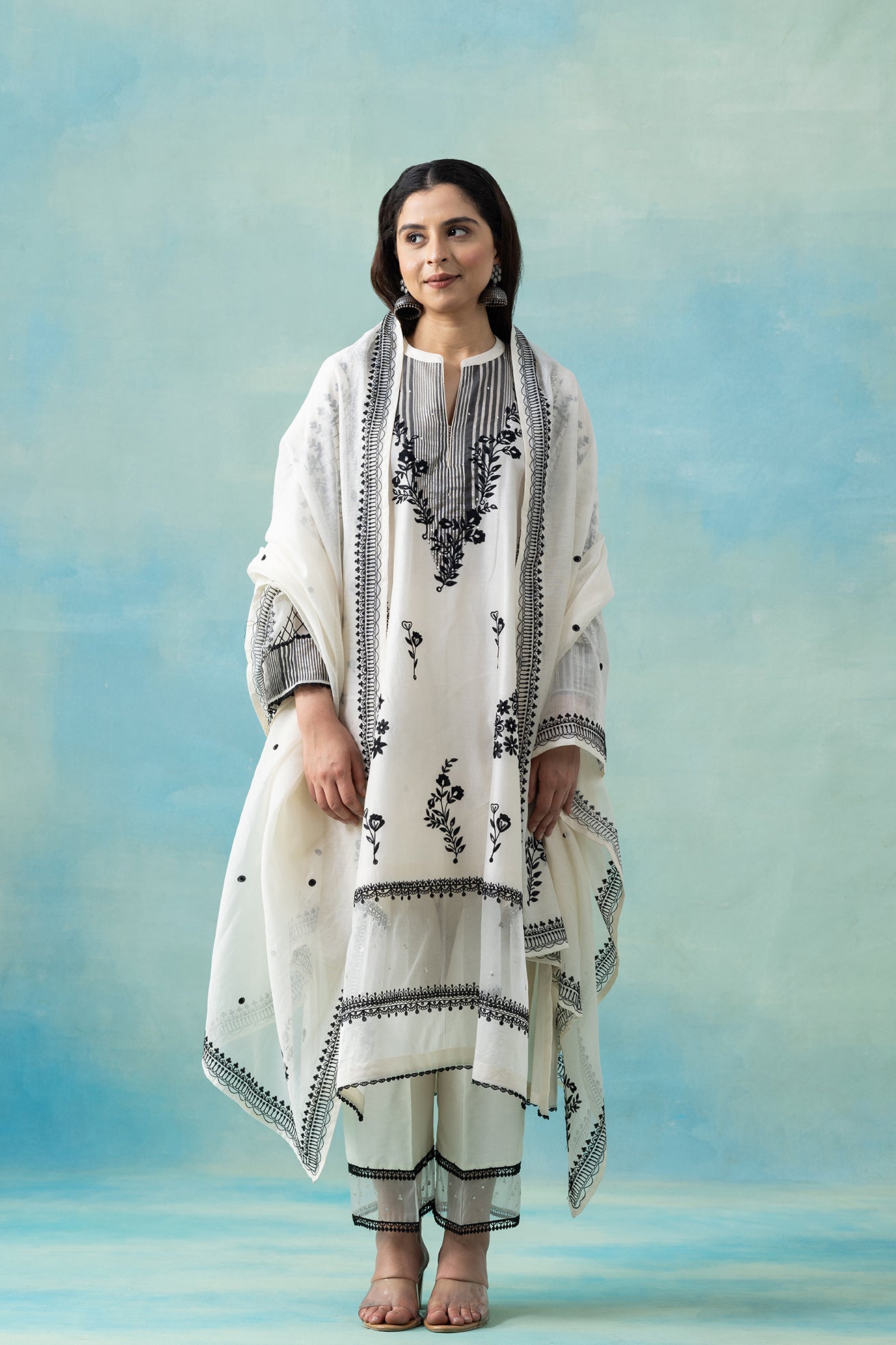 White Maheshwari Kurta Set with Black Thread Embroidery