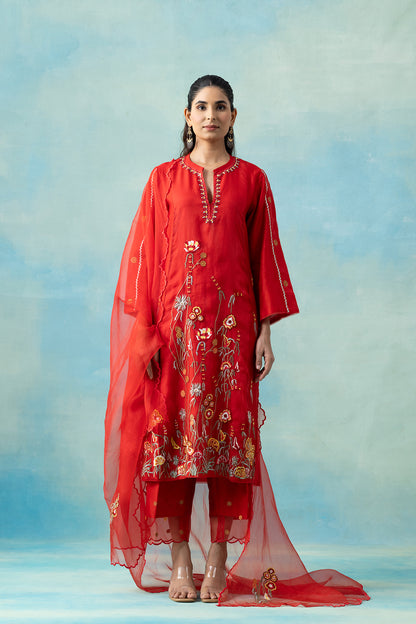 Poppy Maheshwari Kurta Set with Botanical Embroidery