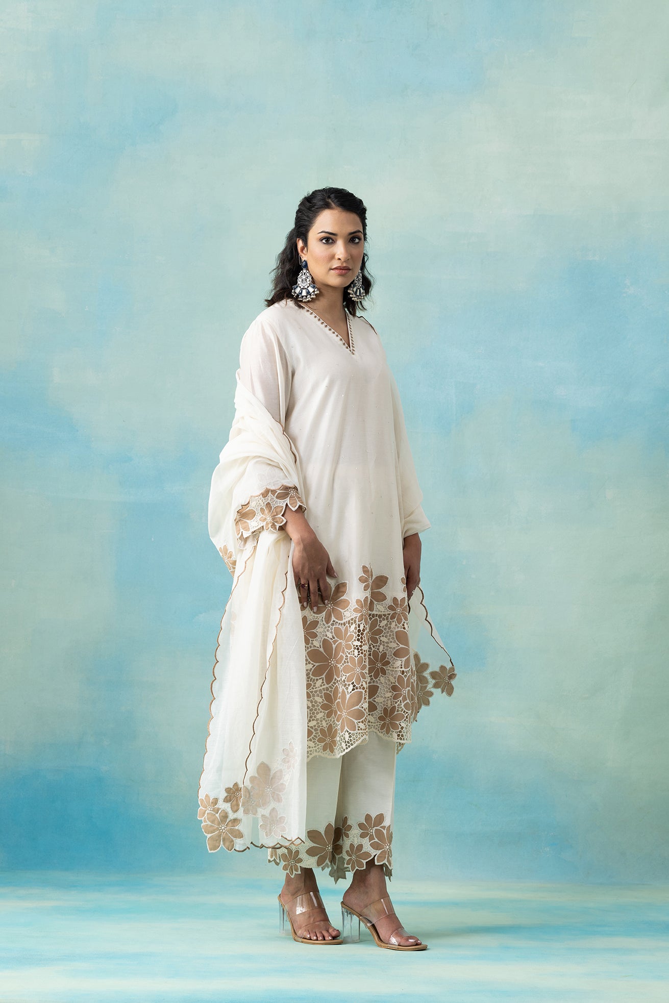 White & Beige Maheshwari Kurta Set with Floral Cutwork