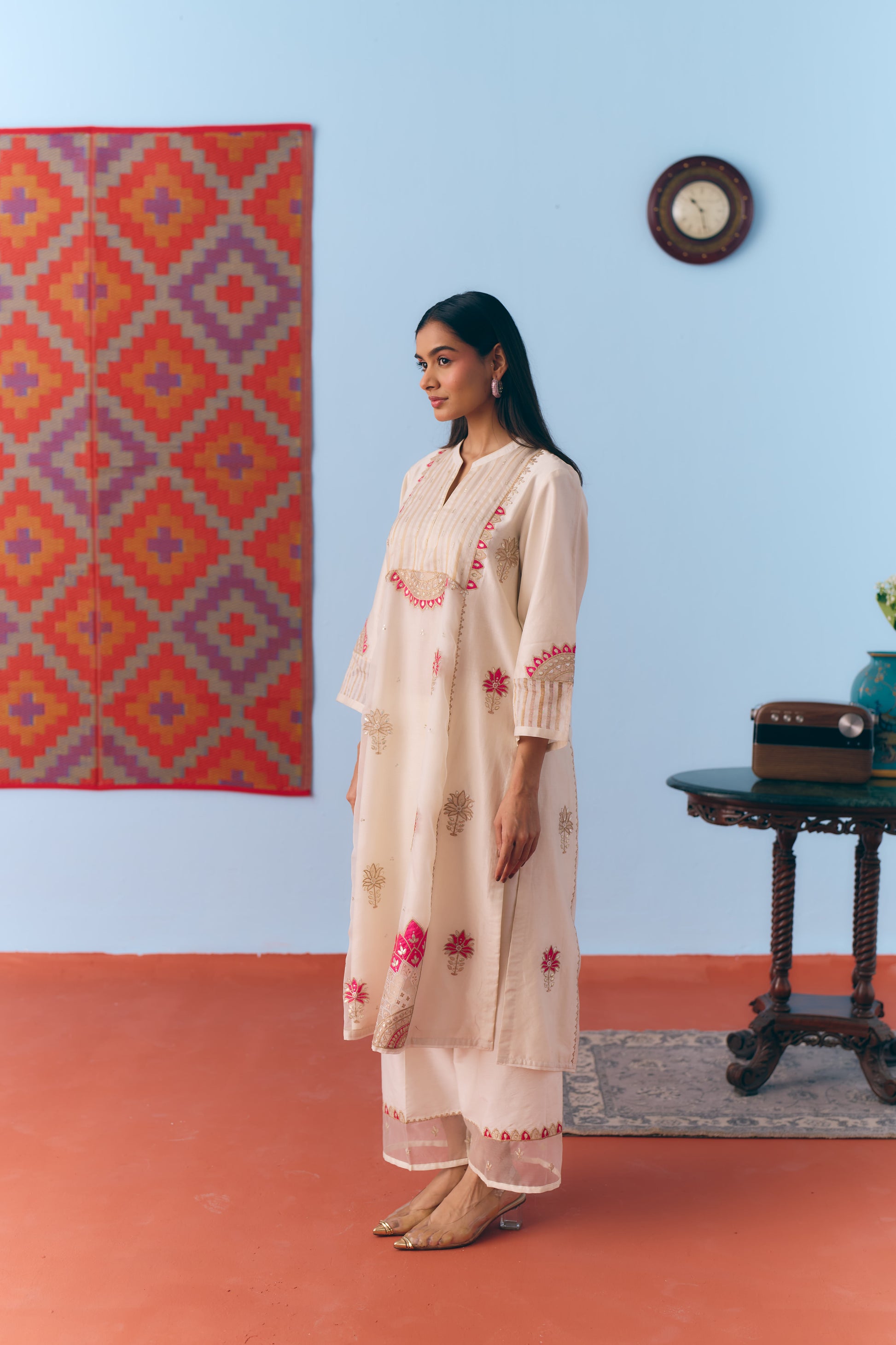 White Silk Chanderi Kurta Set with Pink Appliqué & Gota Embroidery