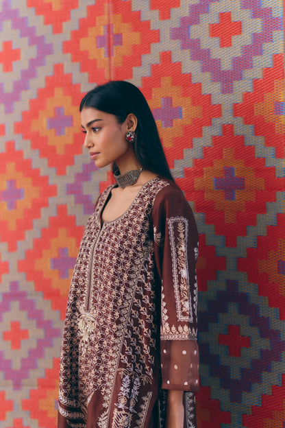Brown Silk Chanderi Kurta Set with Single Thread & Zari Embroidery