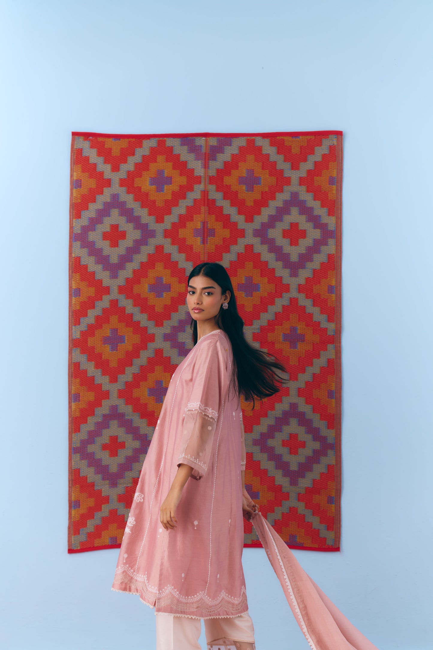 Dusky Pink Silk Chanderi Kurta Set with White Thread & Zari Embroidery