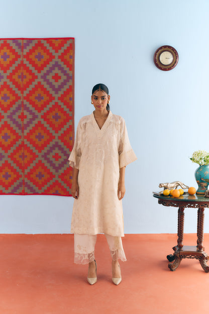 White Chanderi Antifit Co-ord with Dull Gold Tissue Appliqué