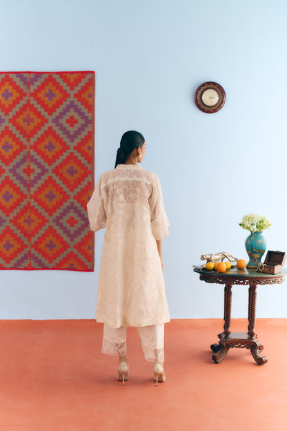 White Chanderi Antifit Co-ord with Dull Gold Tissue Appliqué