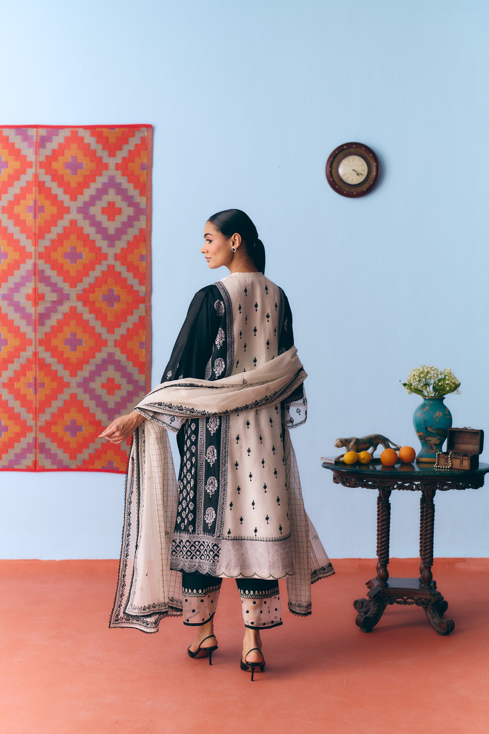 Black & White Silk Chanderi Kurta Set with Thread & Pita Embroidery